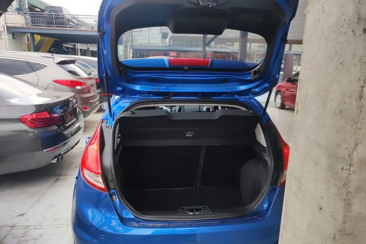 Used Ford Fiesta 2013 Hatchback 1.5L Automatic Fashion Edition Trunk