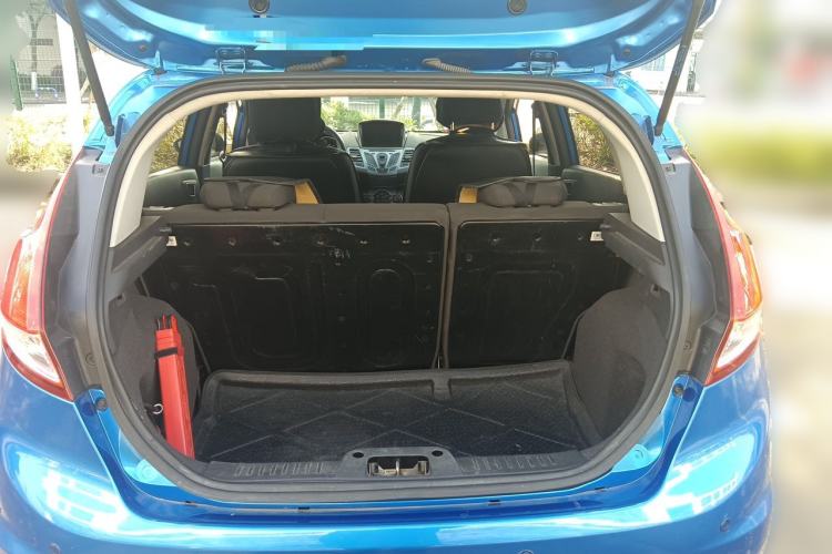 Used Ford Fiesta 2013 Hatchback 1.5L Automatic Fashion Edition Trunk