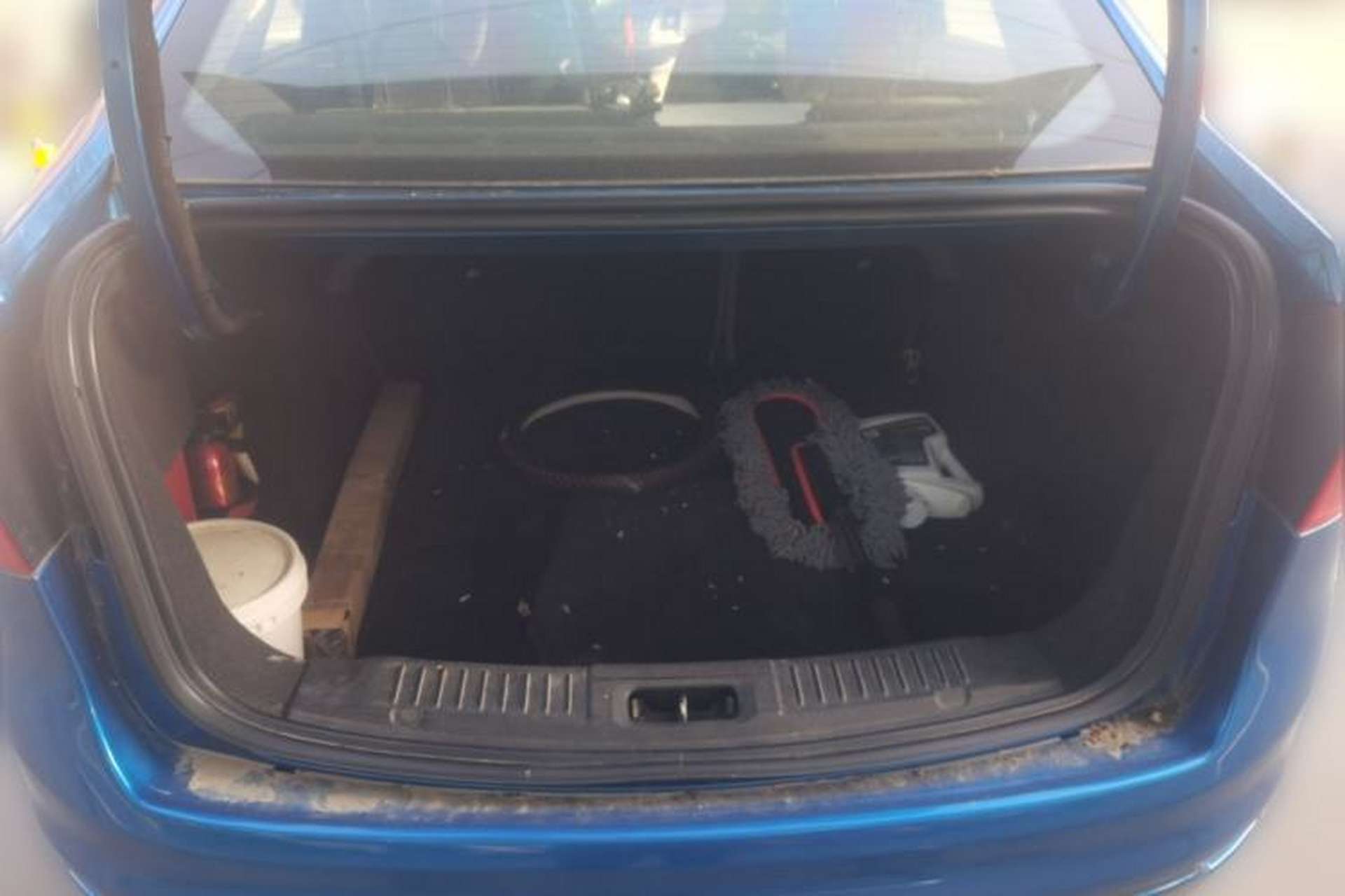 Used Ford Fiesta 2013 Sedan 1.5L Manual Fashion Edition Trunk