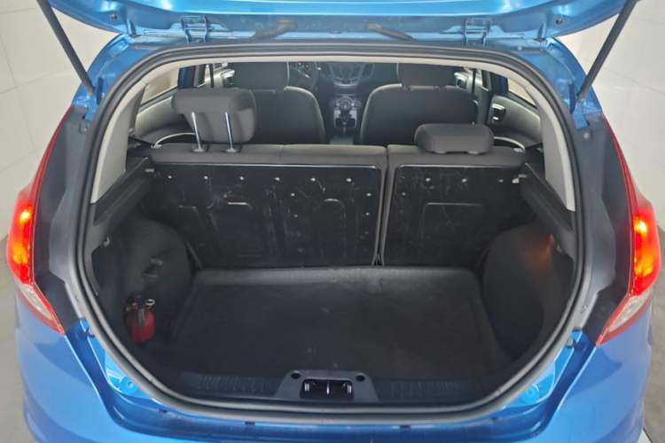 Used Ford Fiesta 2013 Hatchback 1.5L Automatic Fashion Edition Trunk