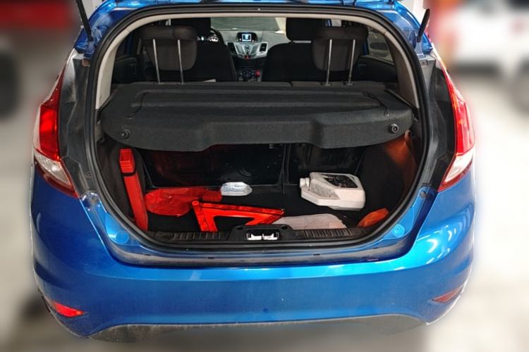 Used Ford Fiesta 2013 Hatchback 1.5L Automatic Fashion Edition Trunk