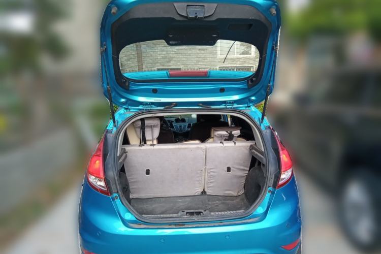 Used Ford Fiesta 2013 Hatchback 1.5L Automatic Fashion Edition Trunk