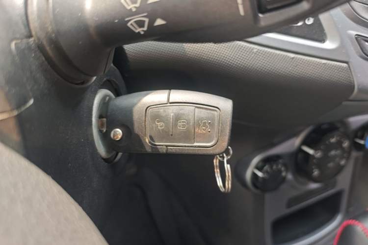 Used Ford Fiesta 2013 Hatchback 1.5L Automatic Fashion Edition Vehicle Key