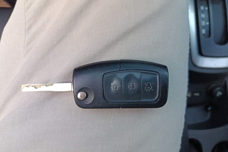 Used Ford Fiesta 2013 Hatchback 1.5L Automatic Fashion Edition Vehicle Key