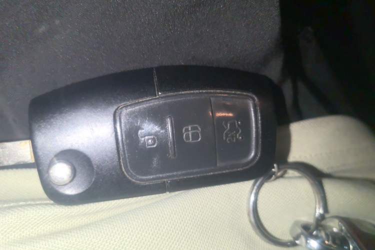 Used Ford Fiesta 2013 Hatchback 1.5L Automatic Fashion Edition Vehicle Key
