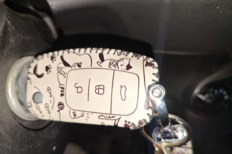 Used Ford Fiesta 2013 Hatchback 1.5L Manual Fashion Edition Vehicle Key