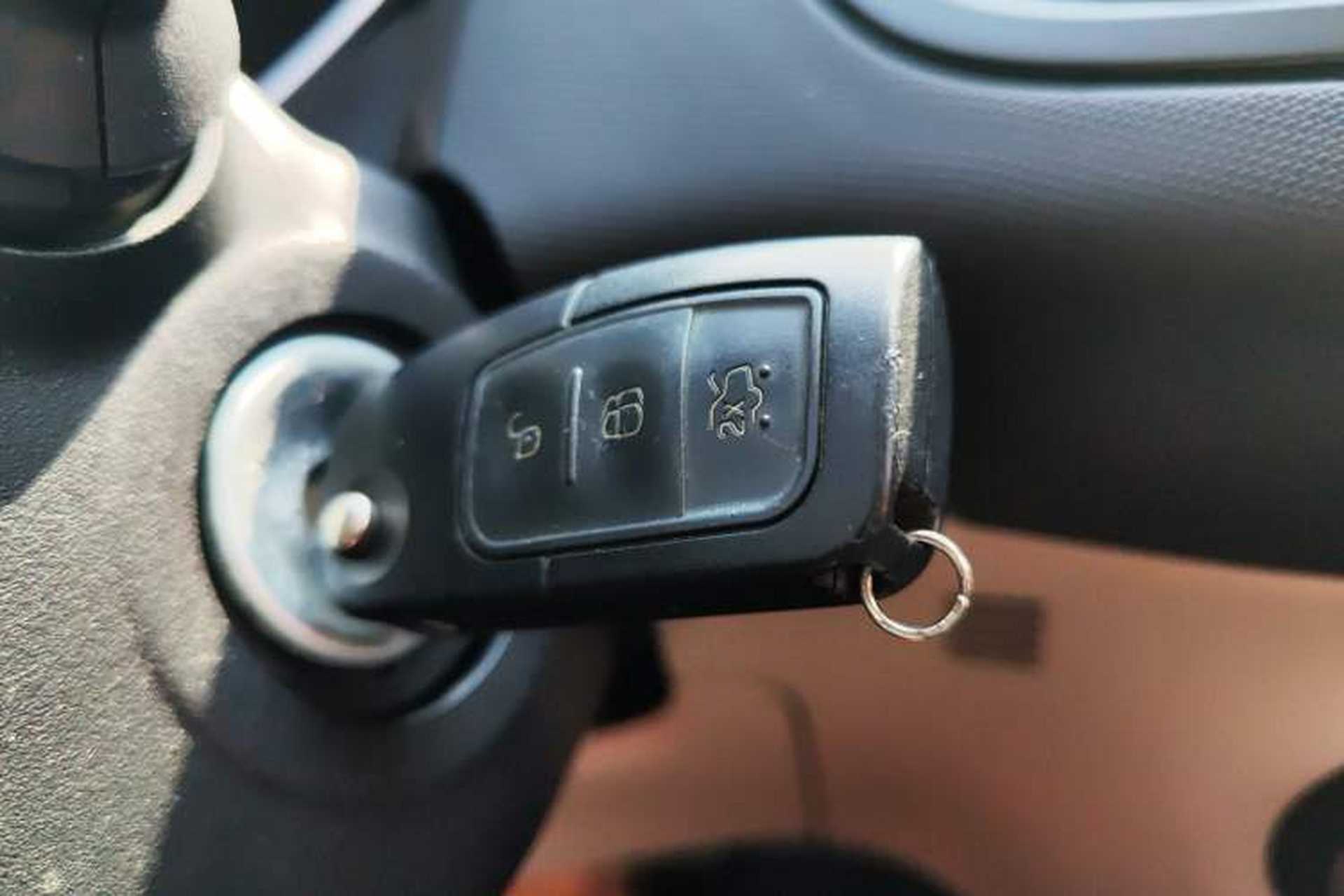 Used Ford Fiesta 2013 Sedan 1.5L Automatic Fashion Edition Vehicle Key