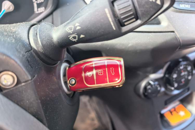 Used Ford Fiesta 2013 Hatchback 1.5L Manual Fashion Edition Vehicle Key