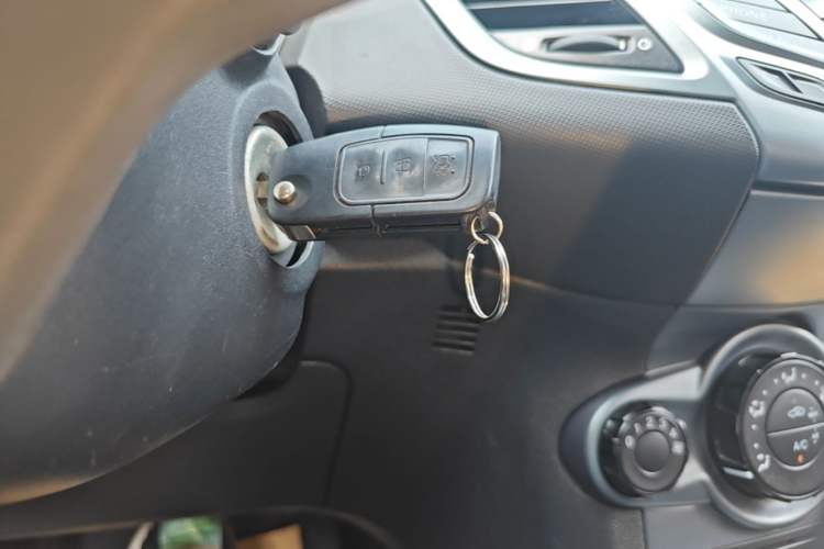 Used Ford Fiesta 2013 Hatchback 1.5L Automatic Fashion Edition Vehicle Key