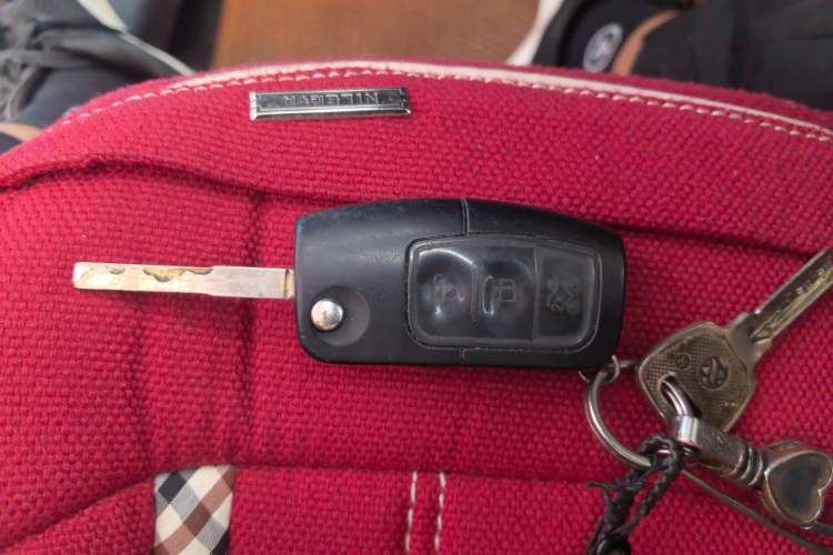 Used Ford Fiesta 2013 Hatchback 1.5L Automatic Fashion Edition Vehicle Key