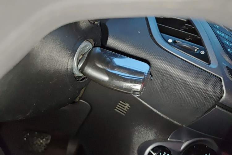 Used Ford Fiesta 2013 Hatchback 1.5L Automatic Fashion Edition Vehicle Key