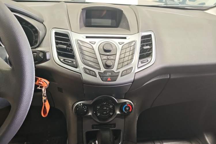 Used Ford Fiesta 2013 Hatchback 1.5L Automatic Fashion Edition Audio And AC Panel