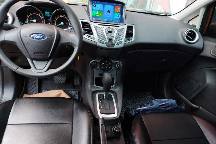 Used Ford Fiesta 2013 Hatchback 1.5L Automatic Fashion Edition Audio And AC Panel