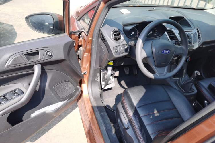 Used Ford Fiesta 2013 Hatchback 1.5L Manual Fashion Edition Driver Seat
