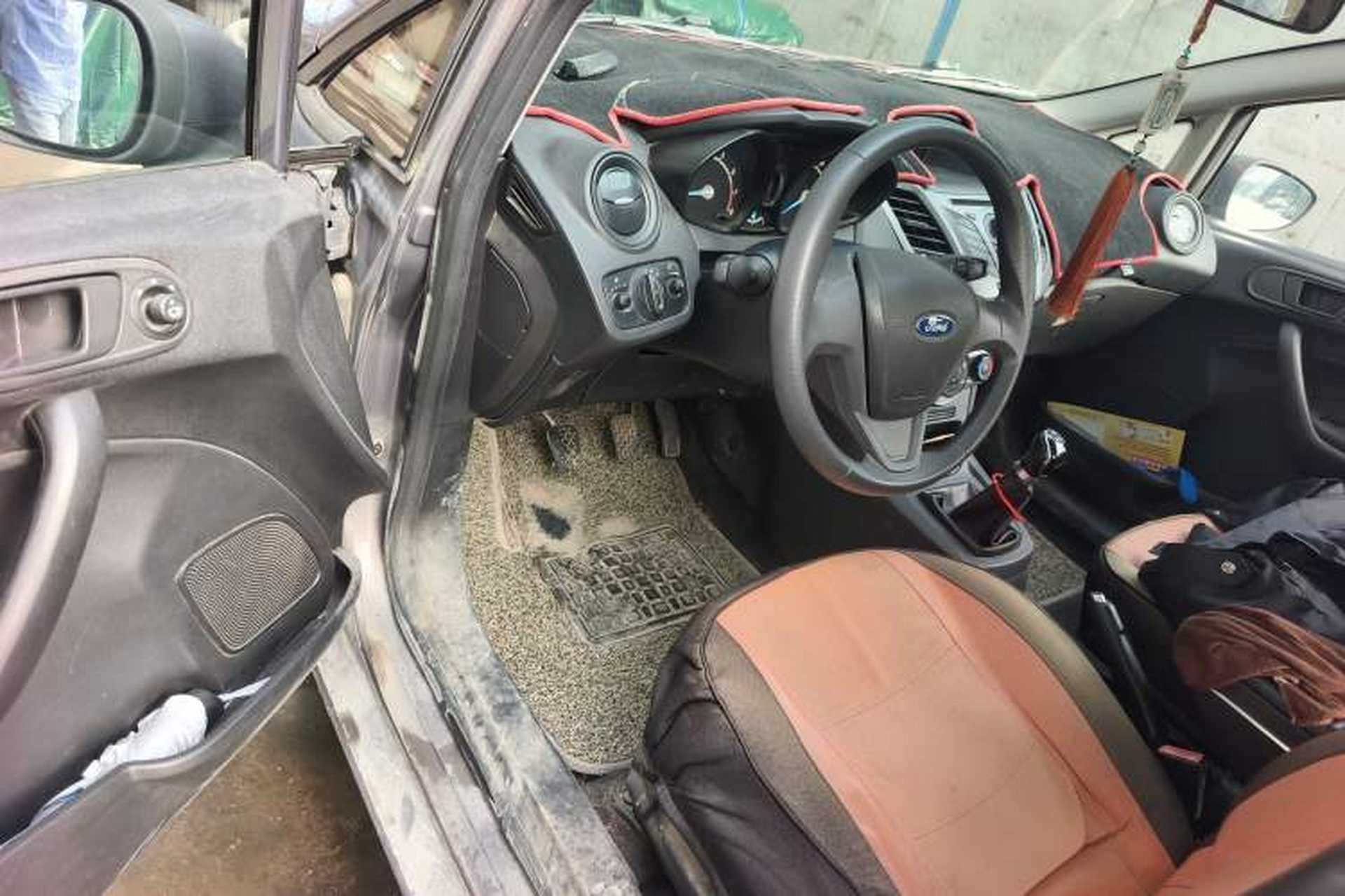 Used Ford Fiesta 2013 Sedan 1.5L Manual Fashion Edition Driver Seat