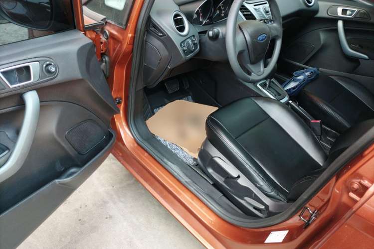 Used Ford Fiesta 2013 Hatchback 1.5L Automatic Fashion Edition Driver Seat