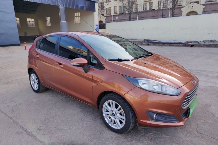 Used Ford Fiesta 2013 Hatchback 1.5L Automatic Fashion Edition Exterior 2