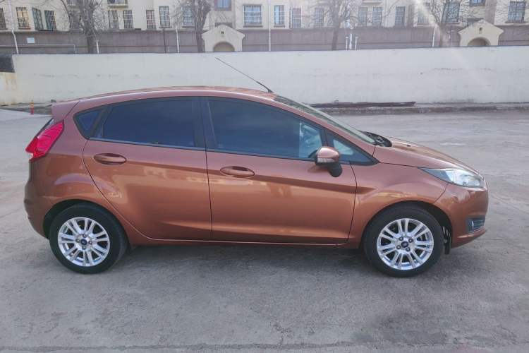Used Ford Fiesta 2013 Hatchback 1.5L Automatic Fashion Edition Exterior 3