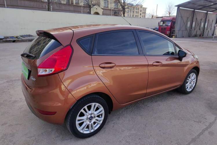 Used Ford Fiesta 2013 Hatchback 1.5L Automatic Fashion Edition Exterior 4
