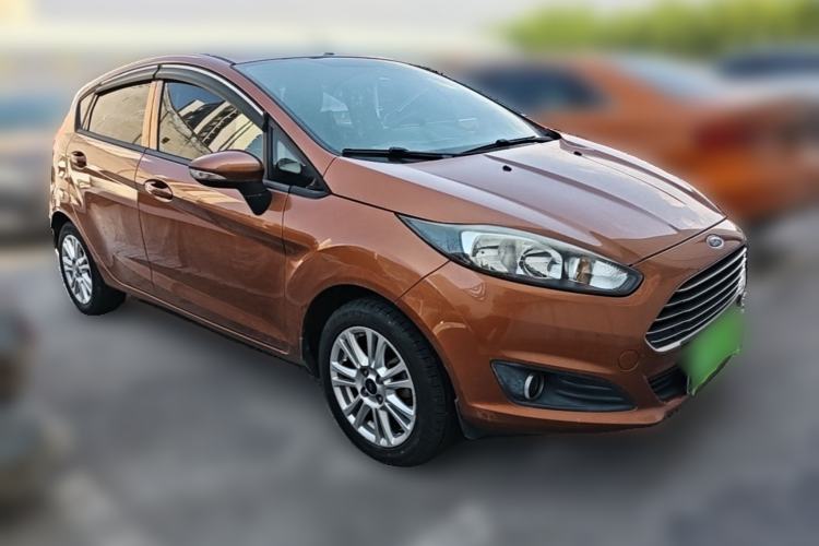 Used Ford Fiesta 2013 Hatchback 1.5L Manual Fashion Edition Front Right 45 Deg