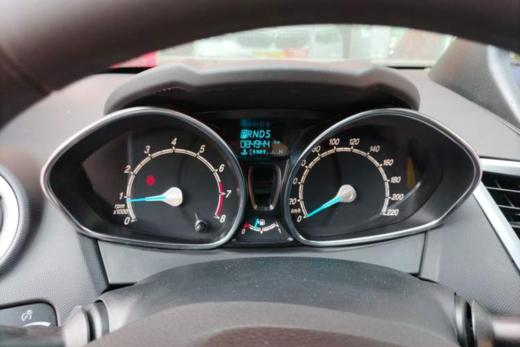 Used Ford Fiesta 2013 Hatchback 1.5L Automatic Fashion Edition Instrument Cluster