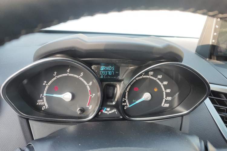 Used Ford Fiesta 2013 Hatchback 1.5L Automatic Fashion Edition Instrument Cluster