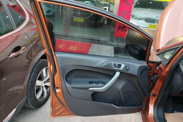 Used Ford Fiesta 2013 Hatchback 1.5L Automatic Fashion Edition Left Front Door Interior