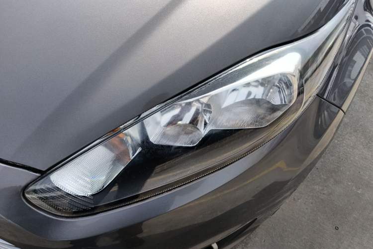 Used Ford Fiesta 2013 Sedan 1.5L Automatic Fashion Edition Left Front Headlight