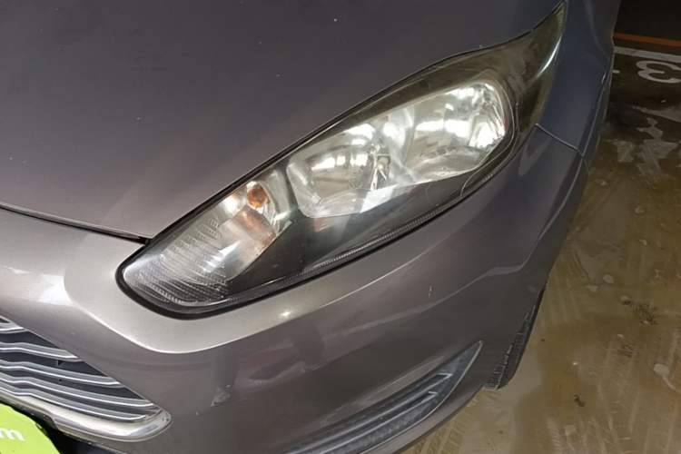 Used Ford Fiesta 2013 Sedan 1.5L Manual Fashion Edition Left Front Headlight