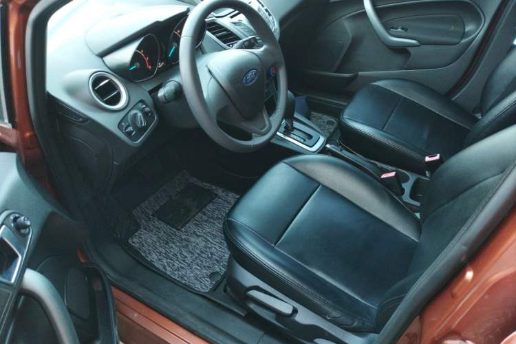 Used Ford Fiesta 2013 Hatchback 1.5L Automatic Fashion Edition Left Front Seat