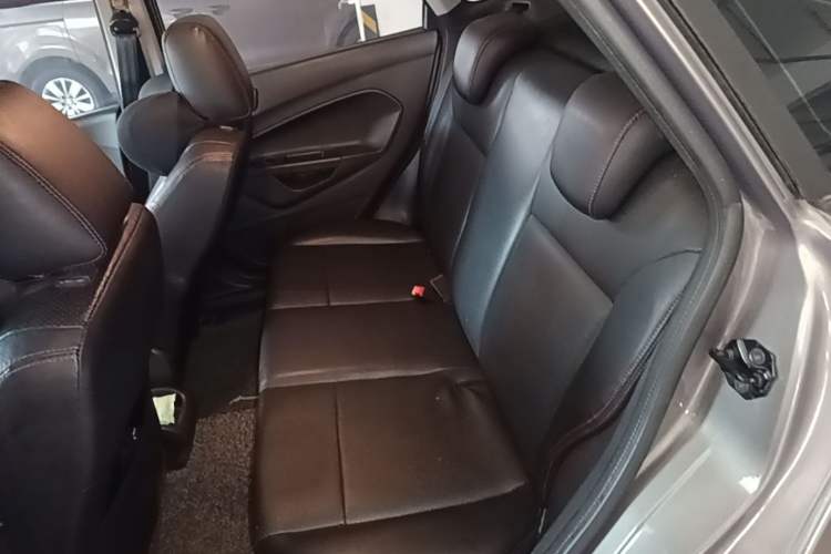 Used Ford Fiesta 2013 Sedan 1.5L Manual Fashion Edition Left Rear Seat