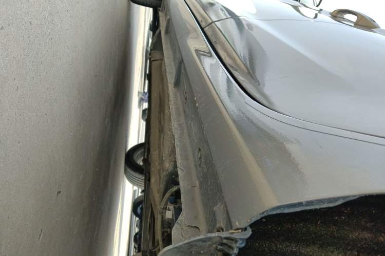 Used Ford Fiesta 2013 Sedan 1.5L Automatic Fashion Edition Left Side Sill