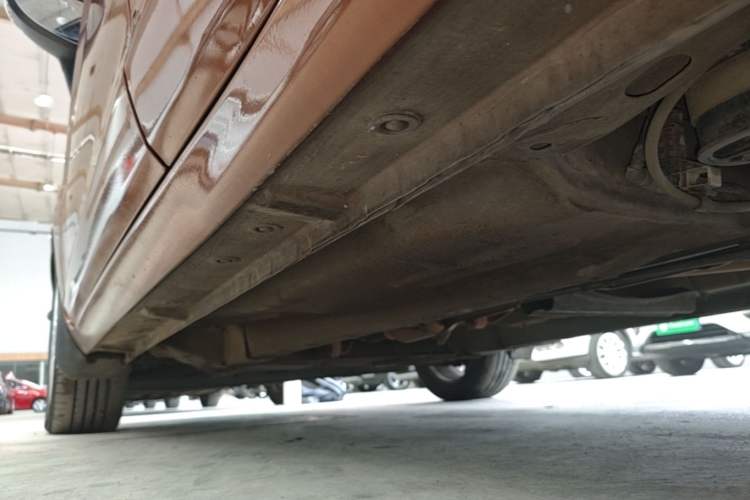 Used Ford Fiesta 2013 Hatchback 1.5L Automatic Fashion Edition Left Side Sill