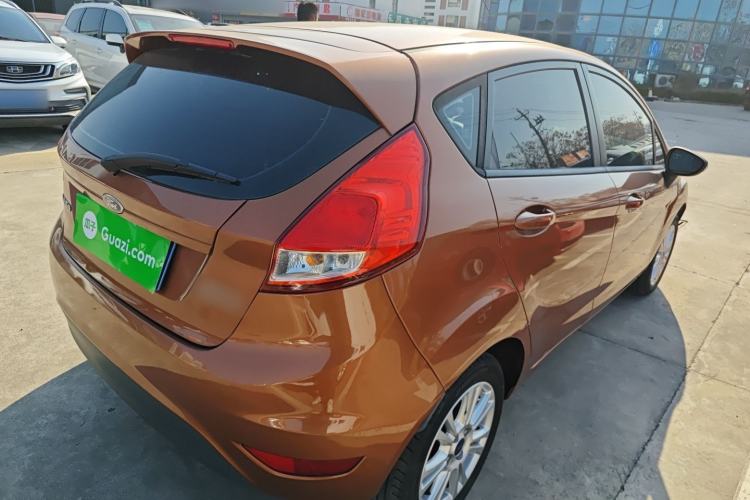 Used Ford Fiesta 2013 Hatchback 1.5L Automatic Fashion Edition Rear Right 45 Deg