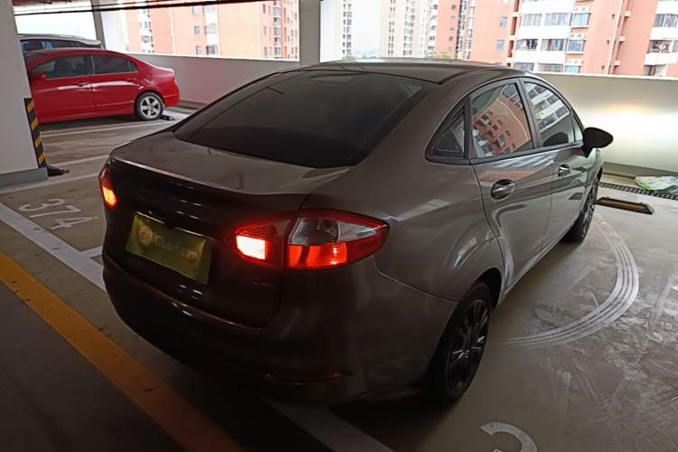 Used Ford Fiesta 2013 Sedan 1.5L Manual Fashion Edition Rear Right 45 Deg
