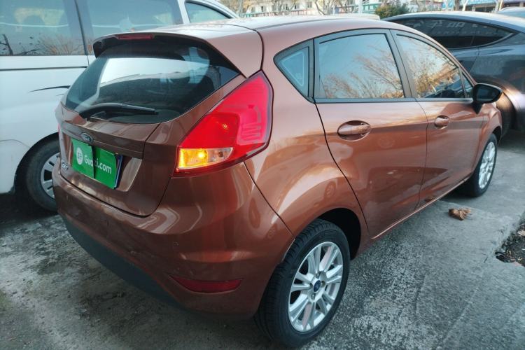 Used Ford Fiesta 2013 Hatchback 1.5L Automatic Fashion Edition Rear Right 45 Deg