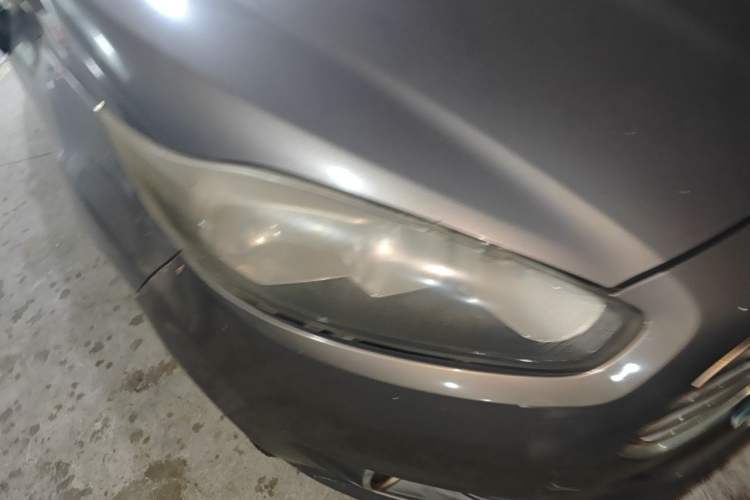 Used Ford Fiesta 2013 Sedan 1.5L Automatic Fashion Edition Right Front Headlight