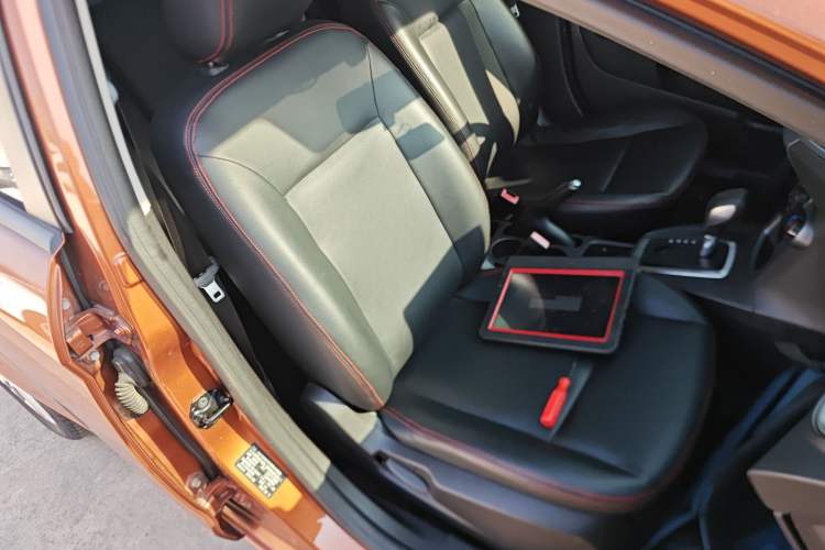 Used Ford Fiesta 2013 Hatchback 1.5L Automatic Fashion Edition Right Front Seat