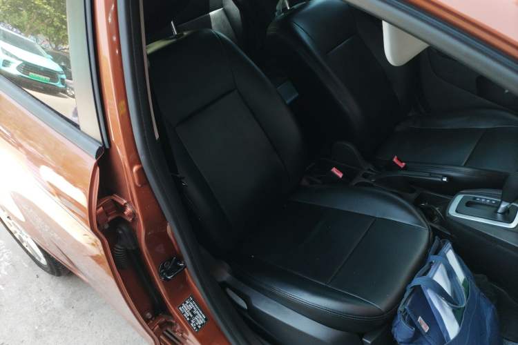 Used Ford Fiesta 2013 Hatchback 1.5L Automatic Fashion Edition Right Front Seat