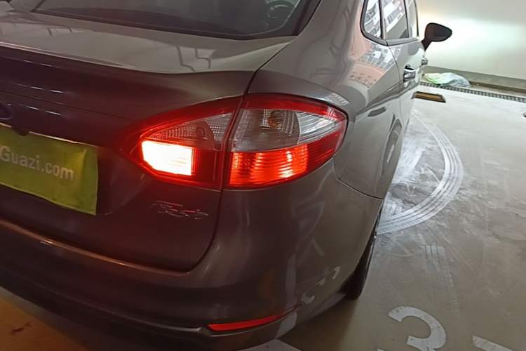Used Ford Fiesta 2013 Sedan 1.5L Manual Fashion Edition Right Rear Taillight