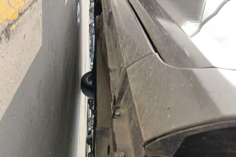 Used Ford Fiesta 2013 Sedan 1.5L Automatic Fashion Edition Right Side Sill