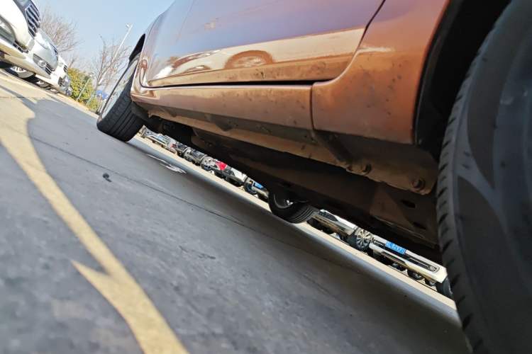 Used Ford Fiesta 2013 Hatchback 1.5L Automatic Fashion Edition Right Side Sill