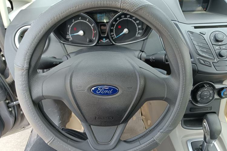Used Ford Fiesta 2013 Sedan 1.5L Automatic Fashion Edition Steering Wheel