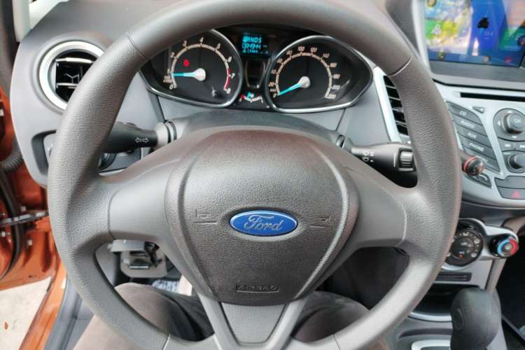Used Ford Fiesta 2013 Hatchback 1.5L Automatic Fashion Edition Steering Wheel