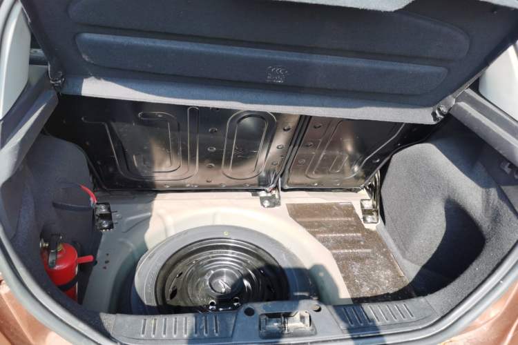 Used Ford Fiesta 2013 Hatchback 1.5L Manual Fashion Edition Trunk