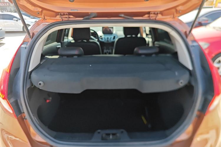 Used Ford Fiesta 2013 Hatchback 1.5L Automatic Fashion Edition Trunk