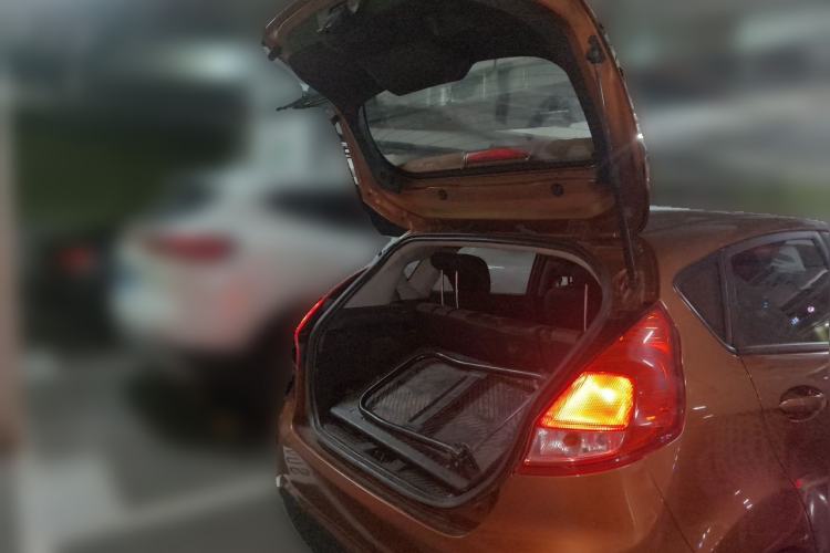 Used Ford Fiesta 2013 Hatchback 1.5L Manual Fashion Edition Trunk