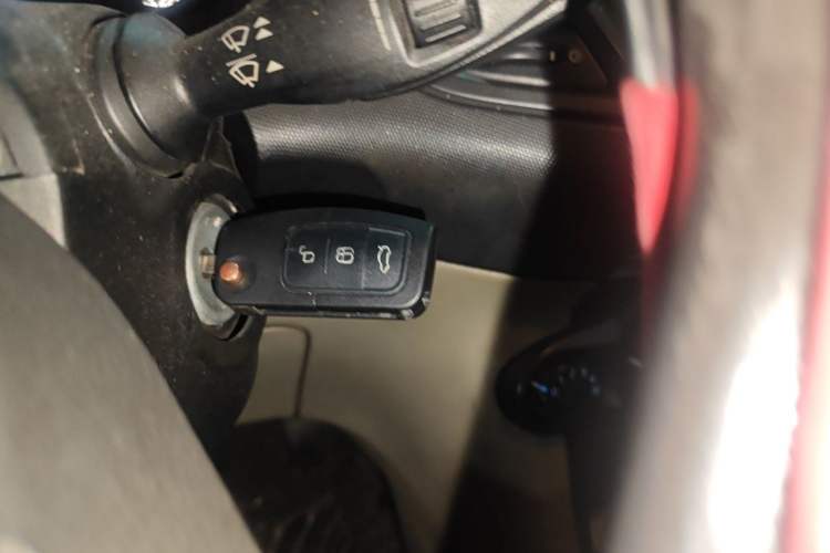 Used Ford Fiesta 2013 Sedan 1.5L Automatic Fashion Edition Vehicle Key