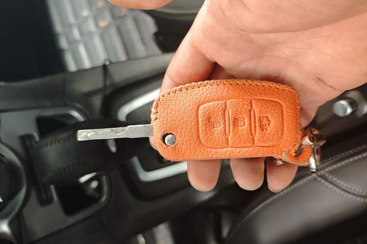 Used Ford Fiesta 2013 Hatchback 1.5L Automatic Fashion Edition Vehicle Key