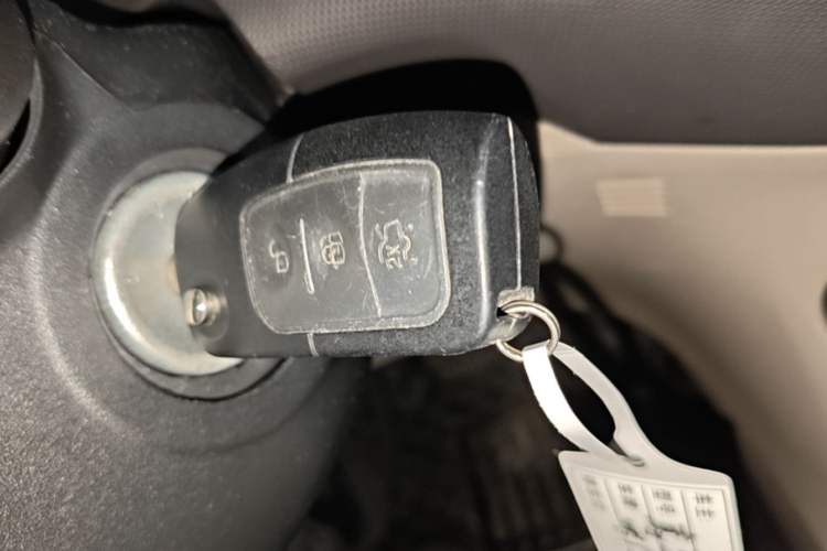 Used Ford Fiesta 2013 Sedan 1.5L Automatic Fashion Edition Vehicle Key